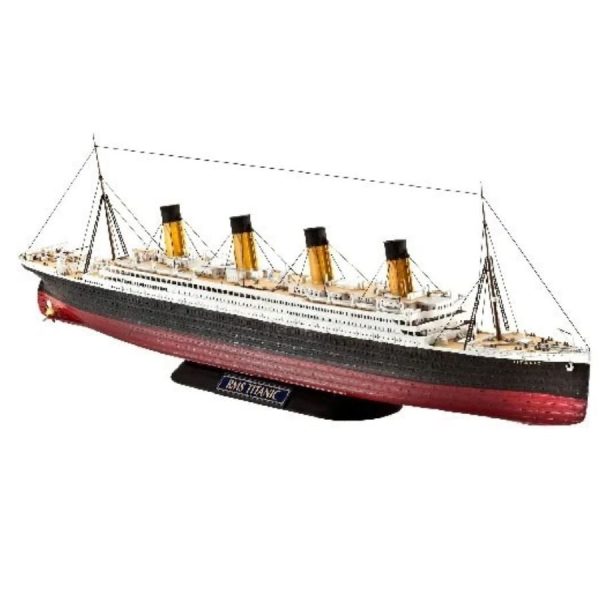 REVELL R,M,S, Titanic
