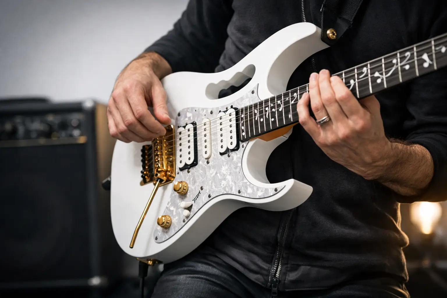 Steve Vai Ibanez JEM: Gitaren med eget grep